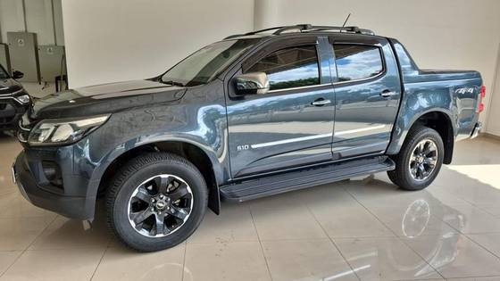 CHEVROLET S10 2.8 16V TURBO DIESEL HIGH COUNTRY CD 4X4 AUTOMÁTICO